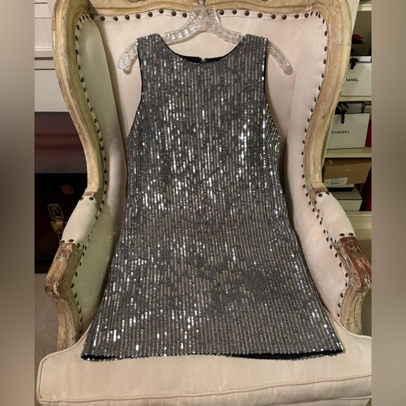 Alice + Olivia silver sequin dress - Picture 8 of 12